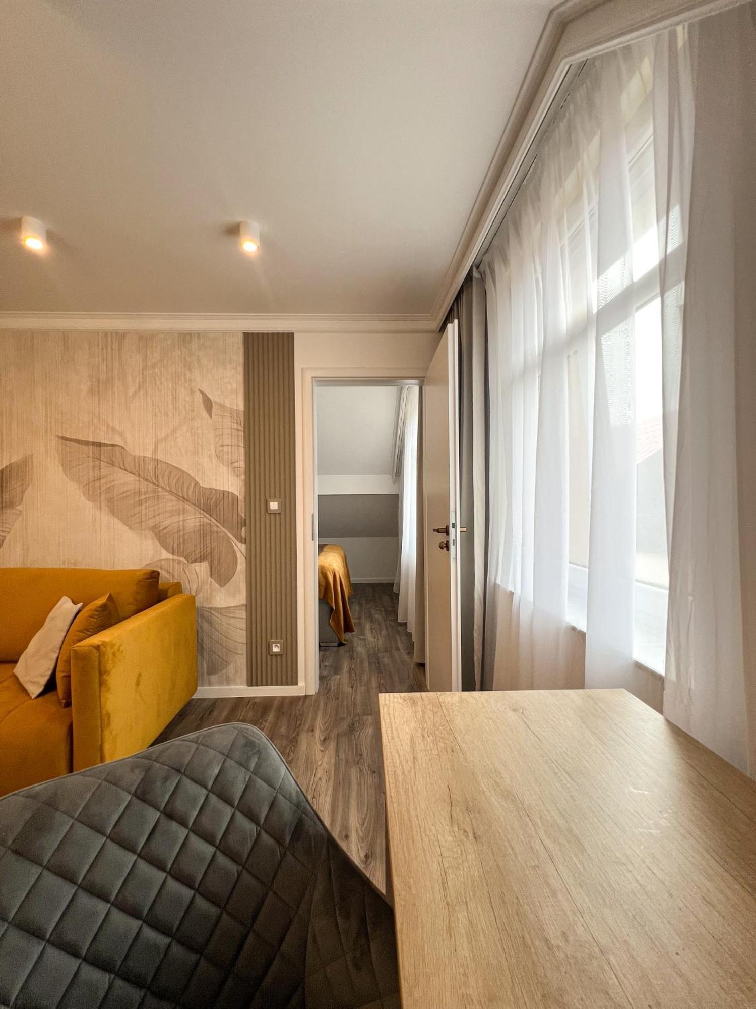 Hotel Lony Mochov Luaran gambar
